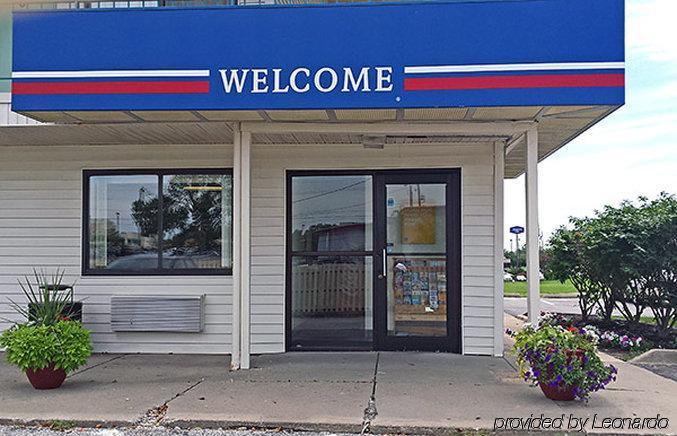 Motel 6 Des Moines South - Airport Exteriör bild