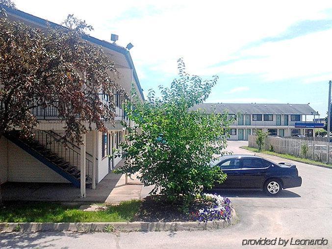Motel 6 Des Moines South - Airport Exteriör bild